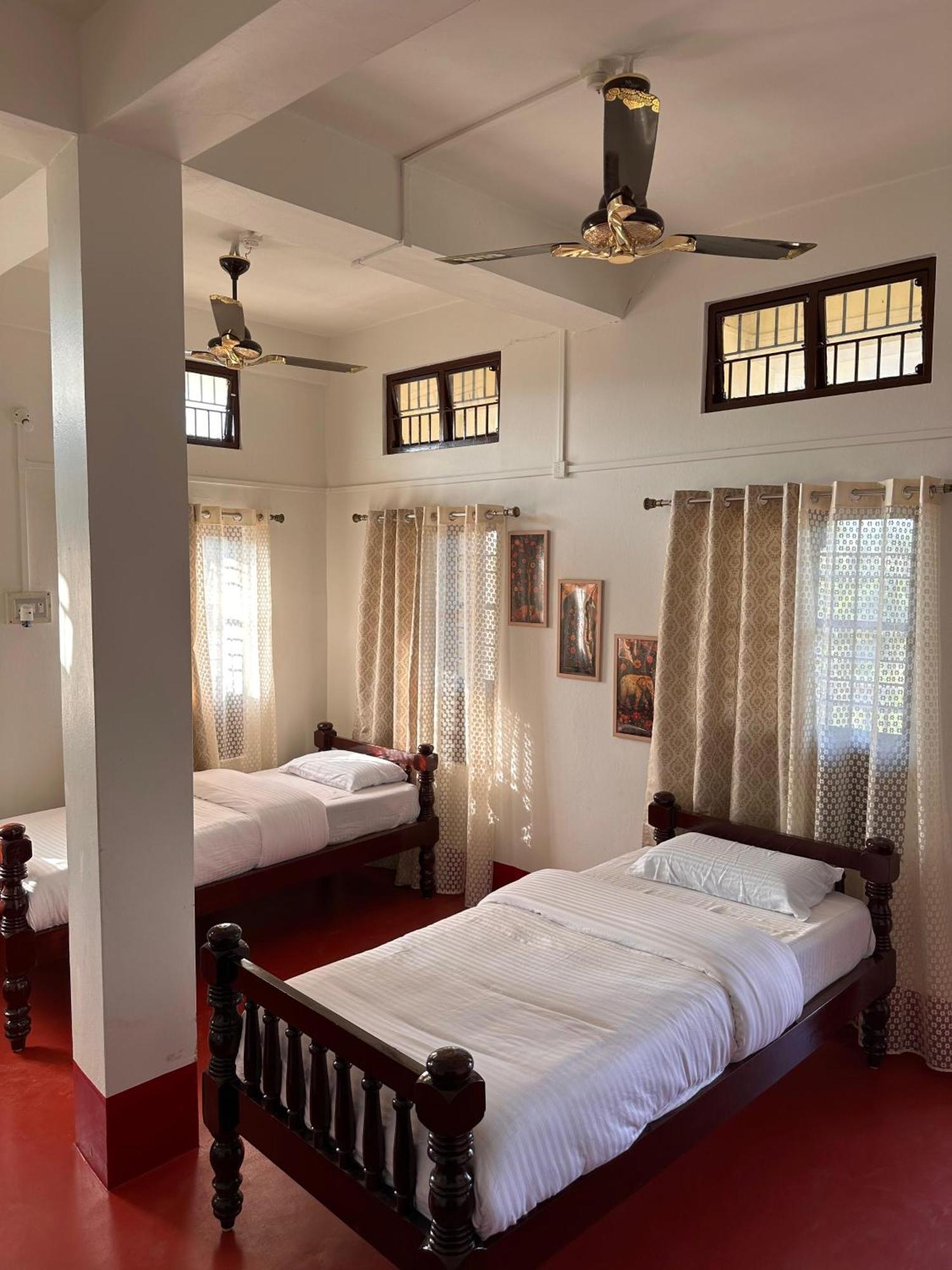 Protibha Homestay Sivasagar Luaran gambar